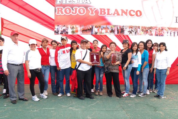 fiestarojoyblanco2011-197