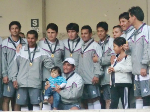 EquipoCampeon3.JPG